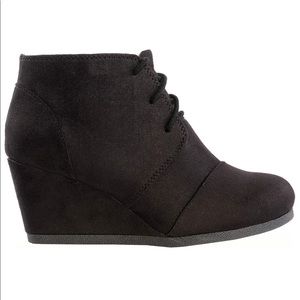 Black Booties Size 7.5!